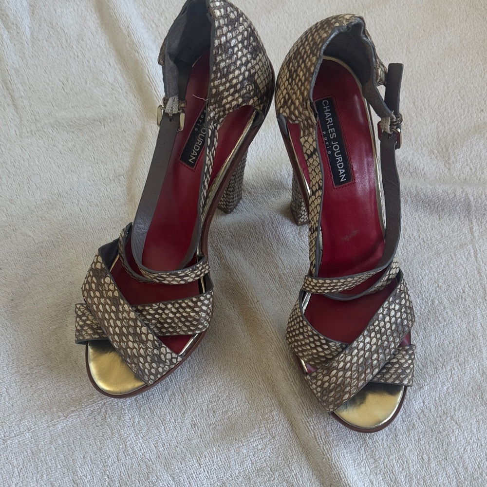 Charles Jourdan Snake 🐍 Learher Brown Strappy Heels